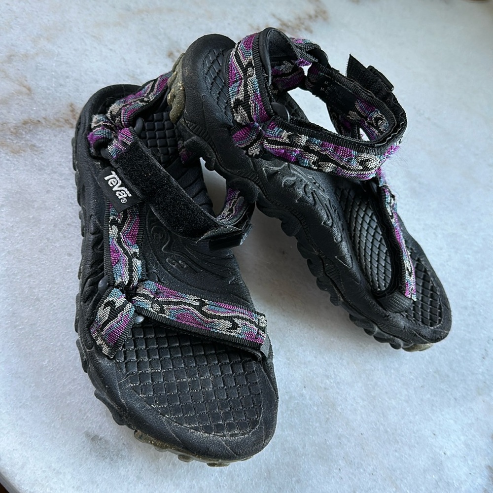 *Vintage* TEVA Women's Sandals - Black and Purple